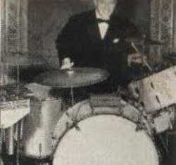 �J�[���E�}�E�X