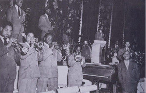 �A�[���E�n�C���Y�y�c�ł̃f�B�Y�ƃo�[�h