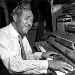 �G�f�B�E�r�[��