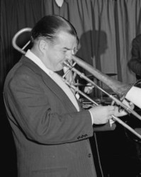 �W���[�W�E���b�O