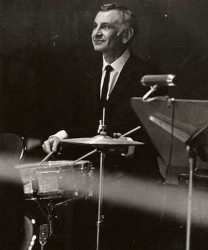 �A�[���E�N�����[�K�[