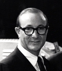 �W�~�[�E�T���R