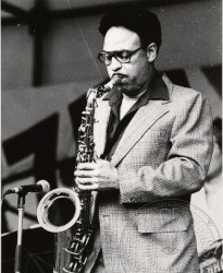 �v���X�g���E����