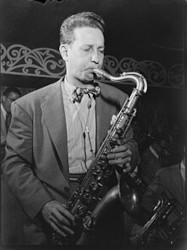 �T���E�h�i�q���[