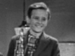 ���[�i�[�E���C�h���[